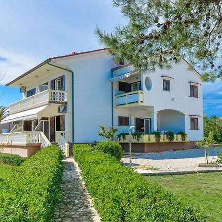 Apartments In House Liveric, In Vir At The Beach Exterior foto
